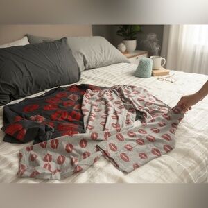 Super Comfy  👄 pj pants with FREE sweater: ( please read)